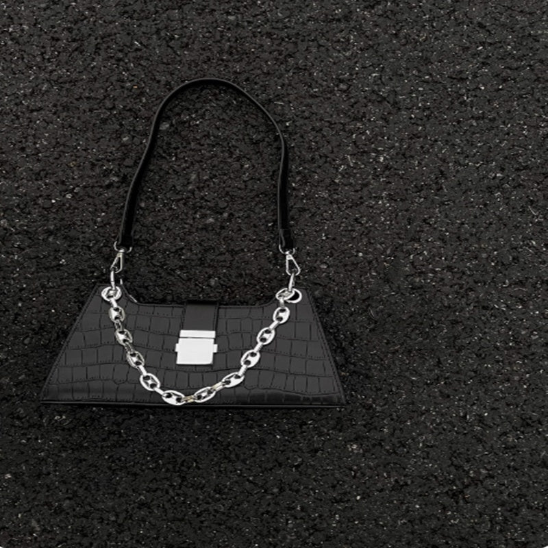 The Noir Elegance Chain Bag